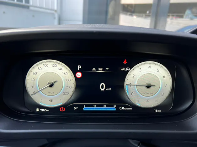 HYUNDAI i20 1.0 T-GDi Amplia DCT