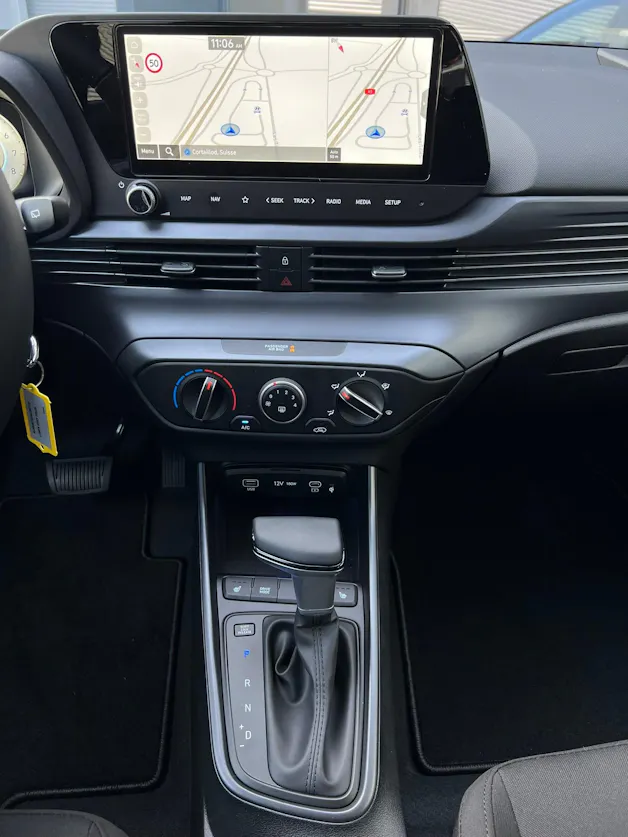 HYUNDAI i20 1.0 T-GDi Amplia DCT