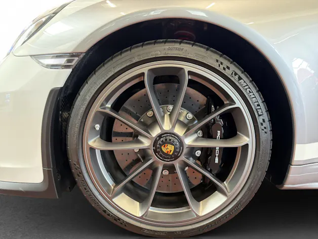 PORSCHE 911 Speedster "70 Jahre Edition"