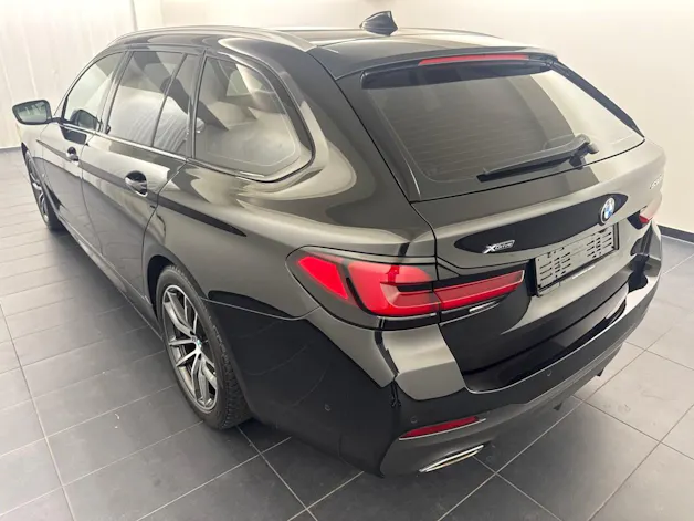 BMW 530i xDr 48VTour. M Sport
