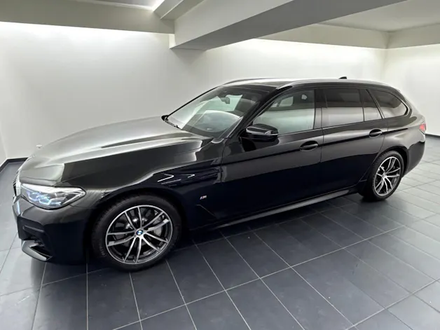 BMW 530i xDr 48VTour. M Sport