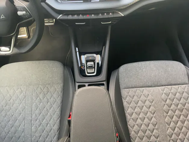 SKODA Octavia Combi 2.0 TSI DSG Dynamic 4x4