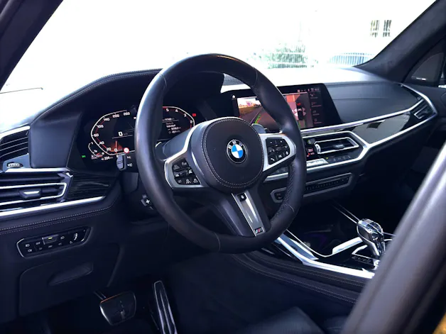 BMW X7 xDrive M50d Steptronic * Traumausstattung * 7 Plätzer * AHK *