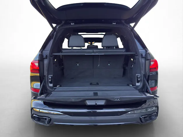 BMW X7 xDrive M50d Steptronic * Traumausstattung * 7 Plätzer * AHK *