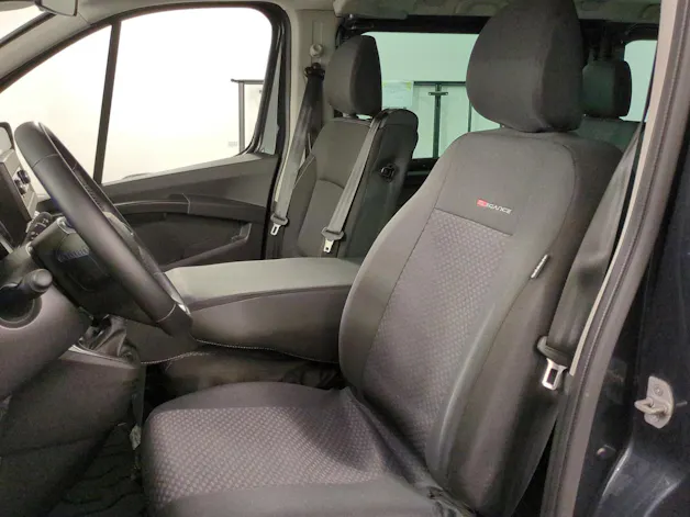 RENAULT Trafic Blue dCi 150 Passenger Techno
