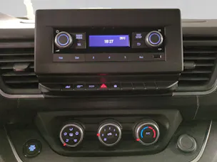 RENAULT Trafic Blue dCi 150 Passenger Techno