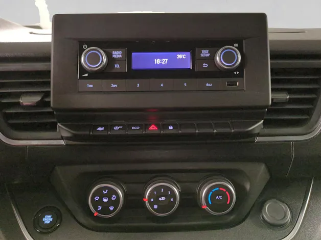 RENAULT Trafic Blue dCi 150 Passenger Techno