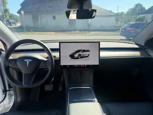 Tesla Model Y RWD