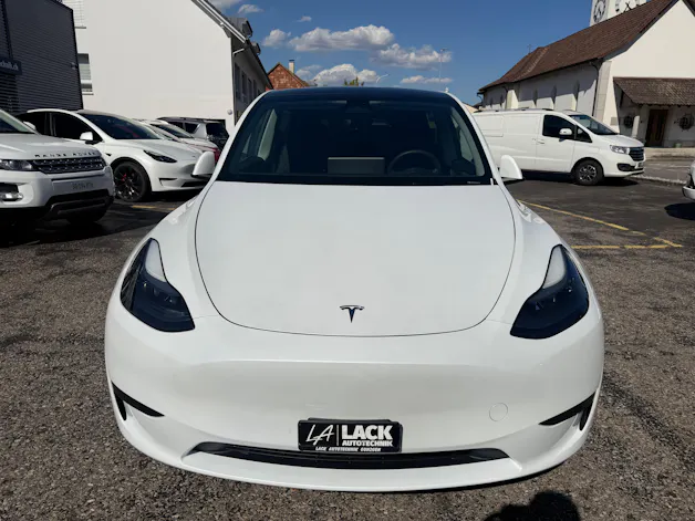 Tesla Model Y RWD