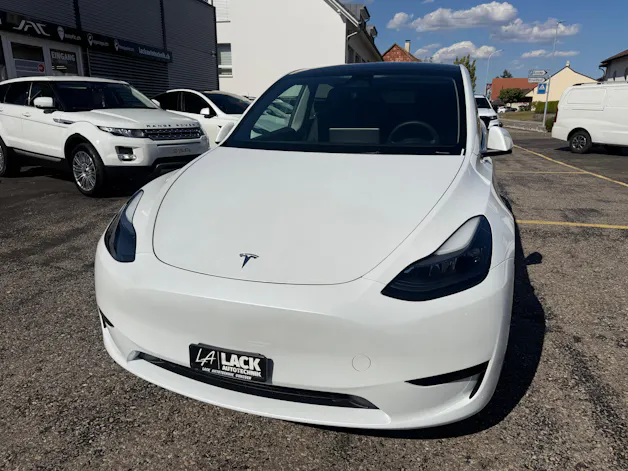 Tesla Model Y RWD