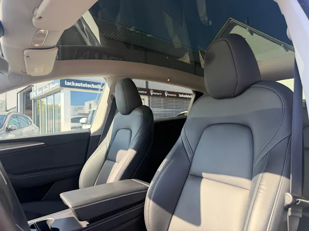 Tesla Model Y RWD