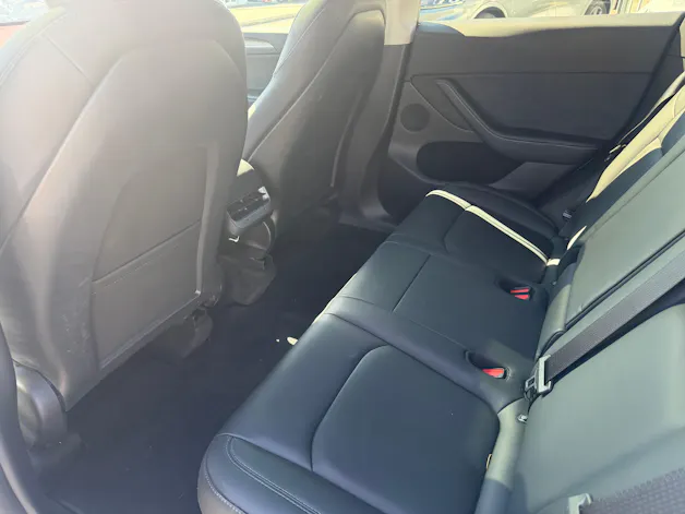 Tesla Model Y RWD