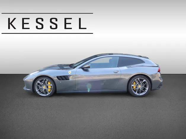 FERRARI GTC 4 Lusso T