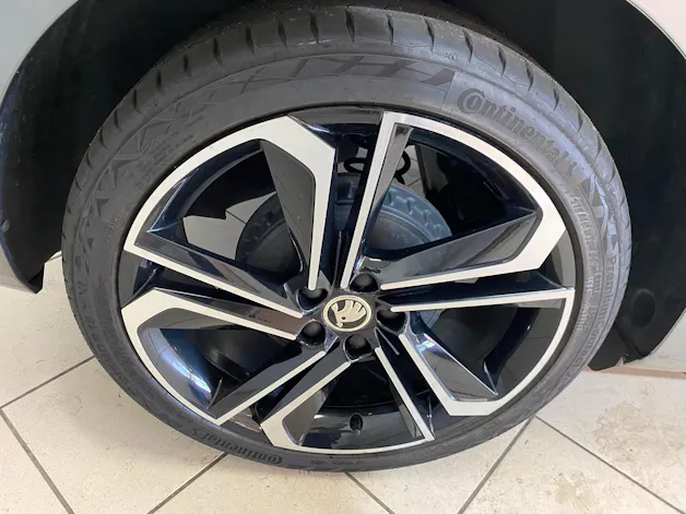 SKODA Fabia 1.0 TSI Style DSG