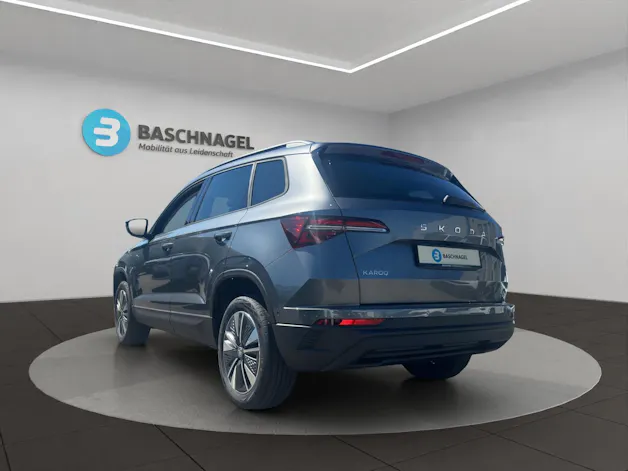 SKODA Karoq 1.5 TSI Dynamic DSG