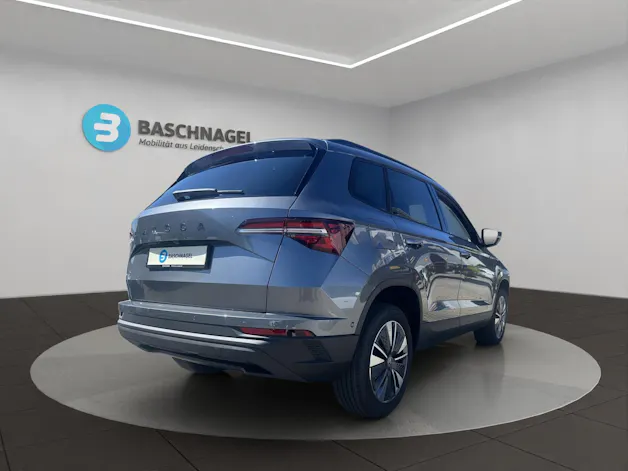 SKODA Karoq 1.5 TSI Dynamic DSG