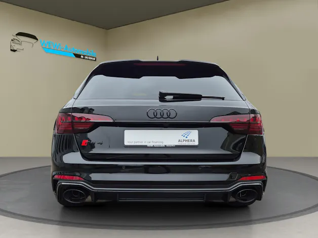 AUDI RS4 Avant 25 year edition quattro tiptronic