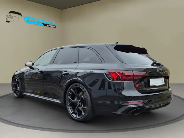 AUDI RS4 Avant 25 year edition quattro tiptronic