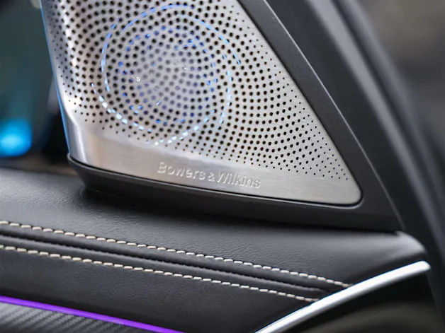 BMW M5 xDrive Competition Drivelogic *CH Auto*Massage*Keramik*Bowers&Wilkins*H&R*