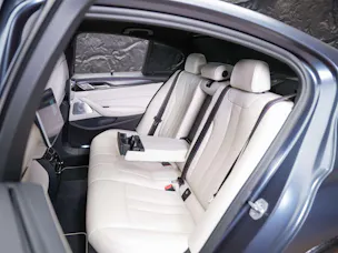 BMW M5 xDrive Competition Drivelogic *CH Auto*Massage*Keramik*Bowers&Wilkins*H&R*
