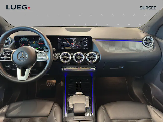 MERCEDES-BENZ EQA 250