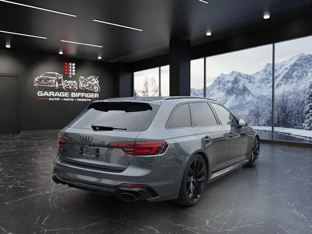 AUDI RS4 Avant 2.9 TFSI quattro tiptronic