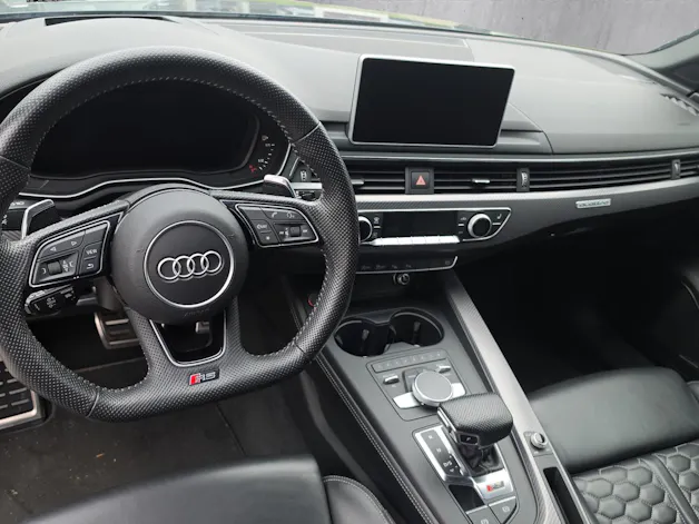 AUDI RS4 Avant 2.9 TFSI quattro tiptronic