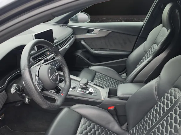 AUDI RS4 Avant 2.9 TFSI quattro tiptronic