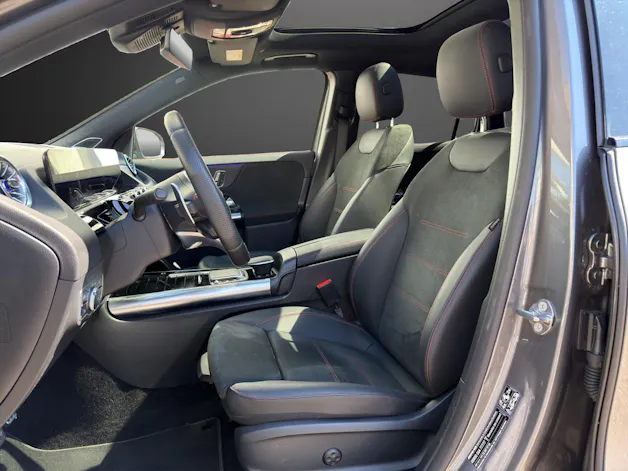 MERCEDES-BENZ GLA 35 AMG 4Matic 8G-Speedshift DCT