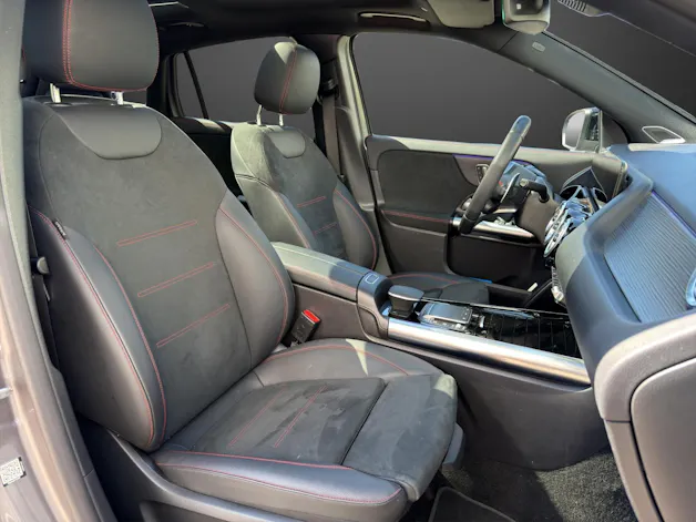 MERCEDES-BENZ GLA 35 AMG 4Matic 8G-Speedshift DCT