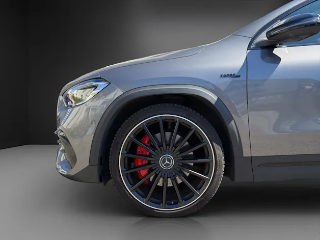 MERCEDES-BENZ GLA 35 AMG 4Matic 8G-Speedshift DCT