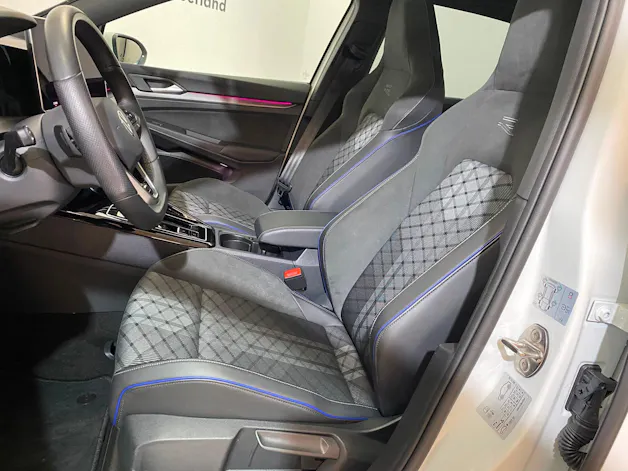 VW Golf 1.5 e TSI mHEV R-Line DSG