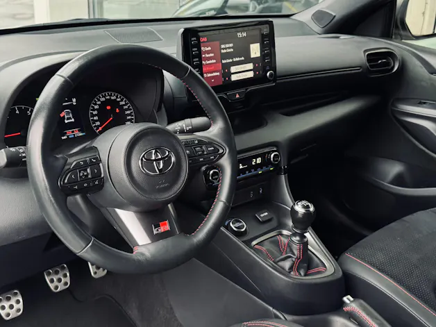 Toyota Yaris 1.6 GR Sport