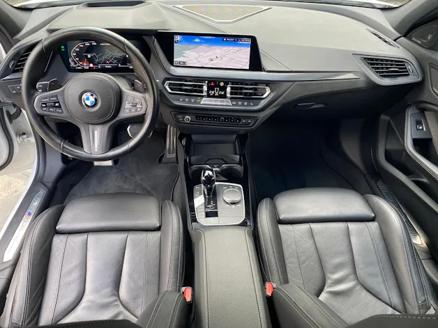BMW M135i xDrive Swiss Performance Steptronic