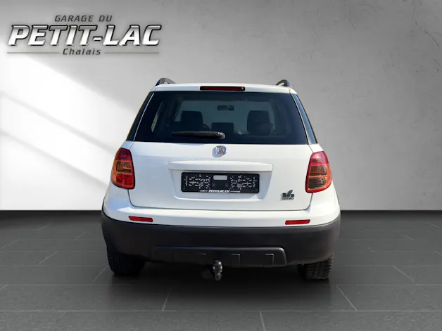 FIAT Sedici 1.6 4WD Emotion