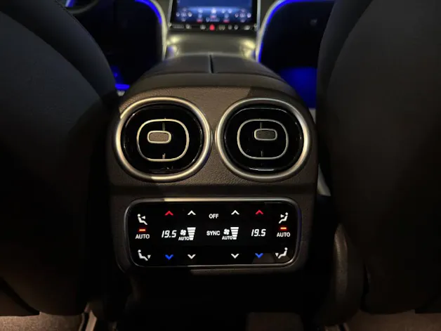 MERCEDES-BENZ C 220 d Swiss Star AMG Line 4matic Kombi
