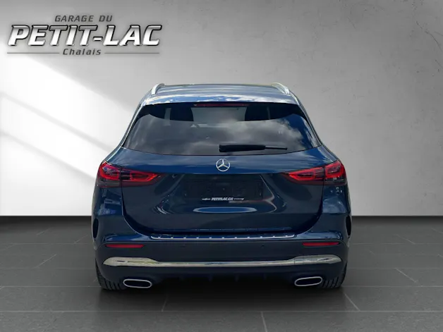 MERCEDES-BENZ GLA 200 4Matic AMG Line 8G-DCT