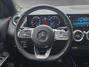 MERCEDES-BENZ GLA 200 4Matic AMG Line 8G-DCT