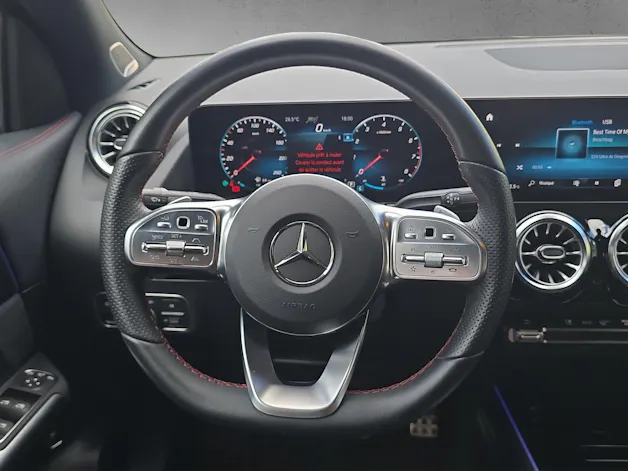 MERCEDES-BENZ GLA 200 4Matic AMG Line 8G-DCT