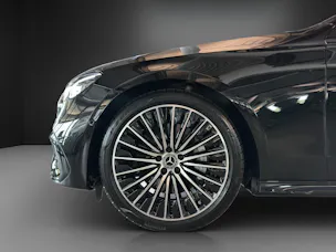 MERCEDES-BENZ E 220 d T 4M 9G-Tronic AMG Line