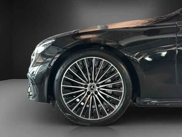 MERCEDES-BENZ E 220 d T 4M 9G-Tronic