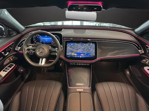 MERCEDES-BENZ E 220 d T 4M 9G-Tronic