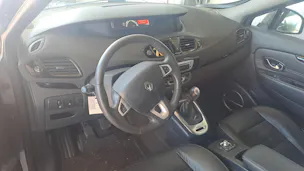 RENAULT Scénic 1.4 16V Turbo Bose