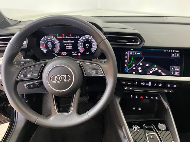 AUDI A3 Sportback 35 TFSI Attraction S-tronic