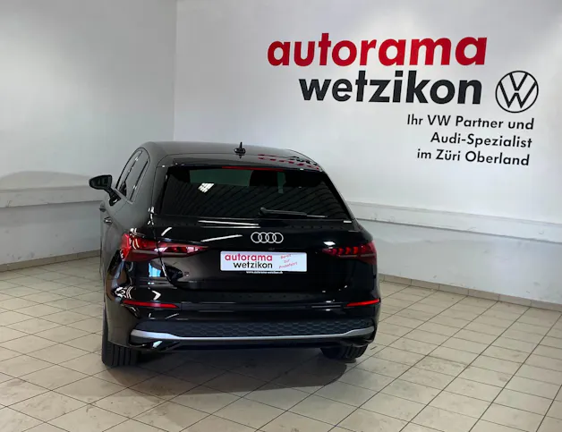 AUDI A3 Sportback 35 TFSI Attraction S-tronic