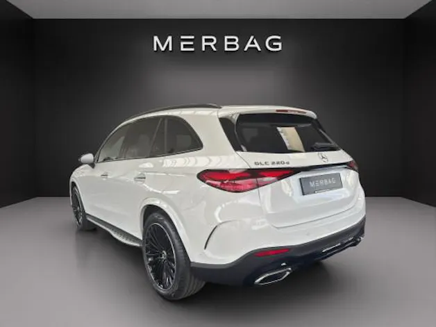 MERCEDES-BENZ GLC 220 d 4M 9G-Tronic