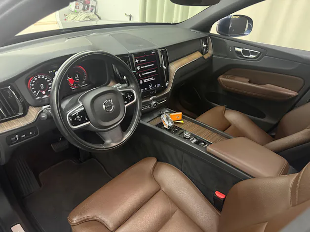 VOLVO XC60 T6 eAWD Inscription Expression Geartronic
