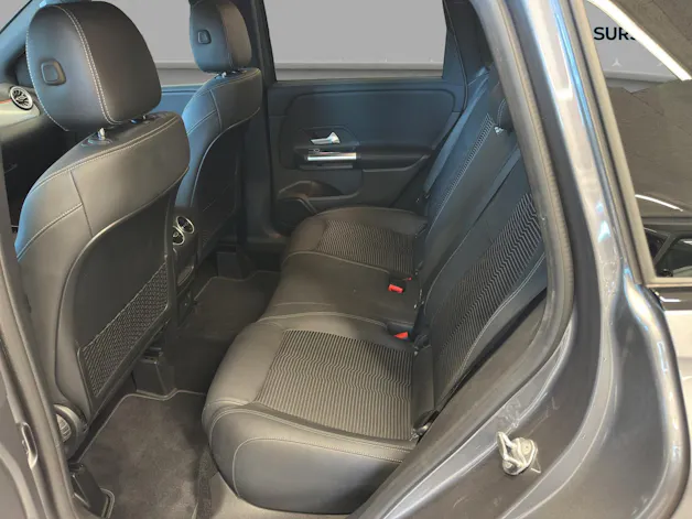 MERCEDES-BENZ B 200 Night Star 7G-DCT