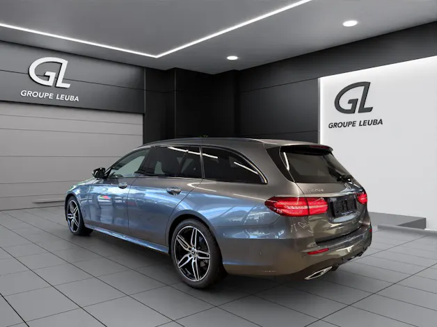 MERCEDES-BENZ E 220 d Swiss Star AMG 4M