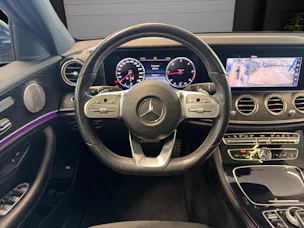 MERCEDES-BENZ E 220 d Swiss Star AMG 4M